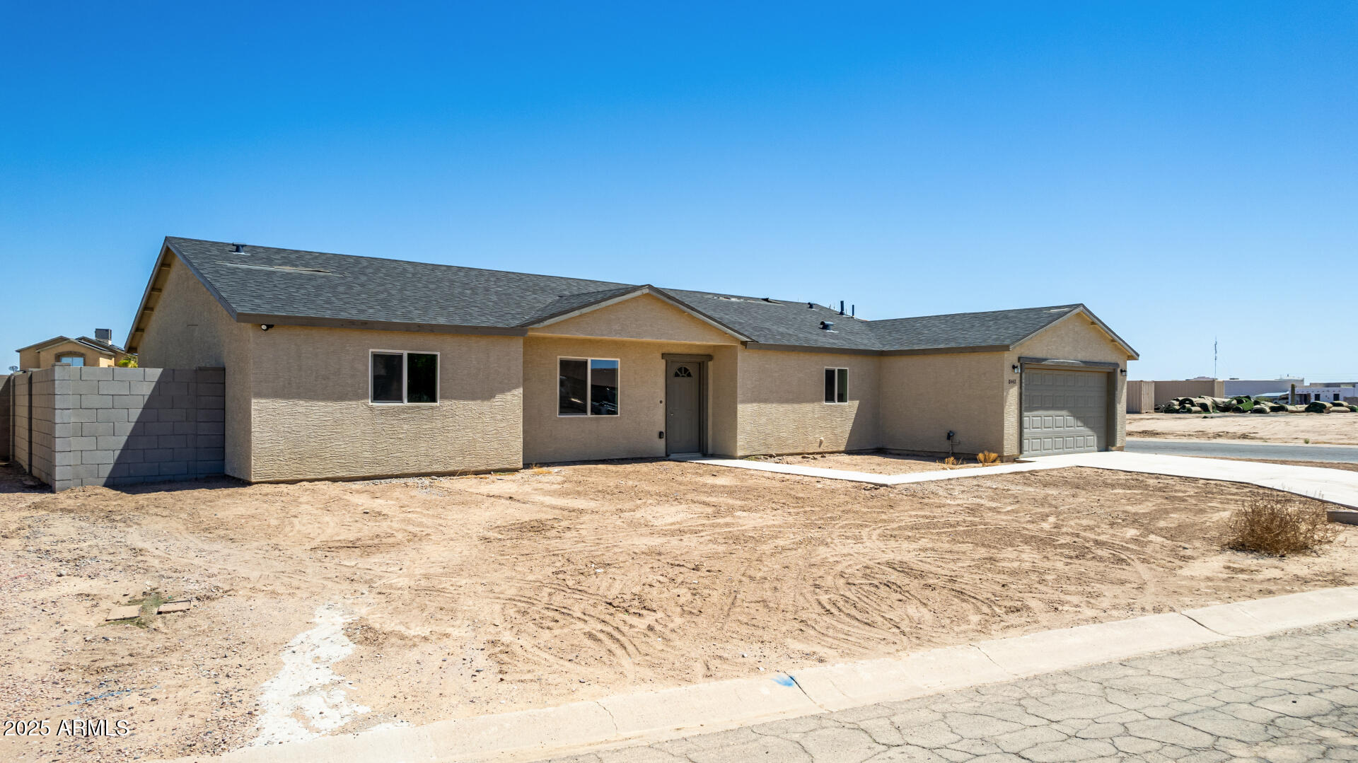 Homes 3 8442 W RAVEN Drive