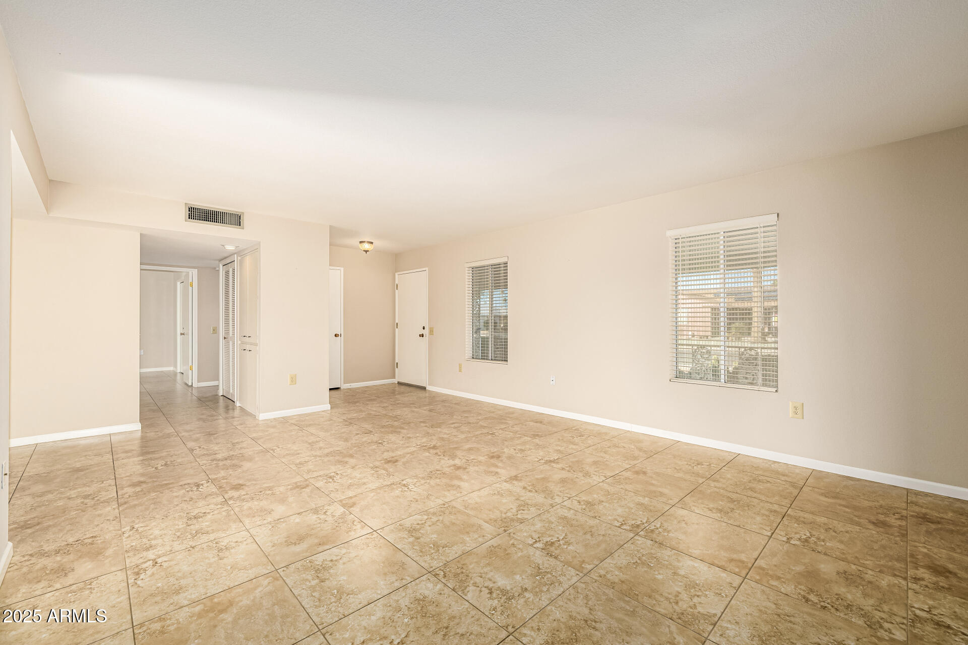 10461 W SUTTERS GOLD Lane