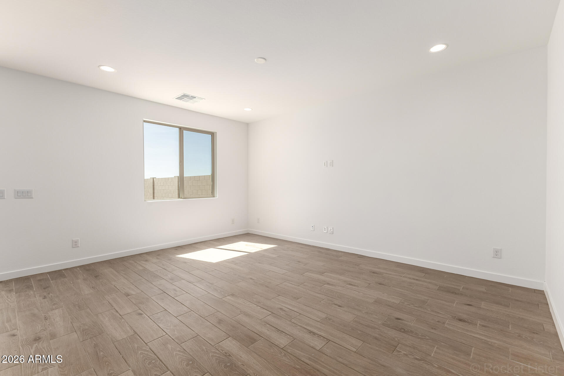 46835 W Crescent Moon Drive