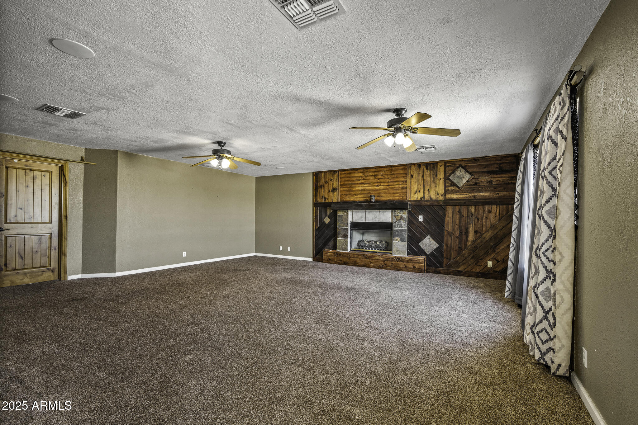 11260 N THUNDERBIRD Road
