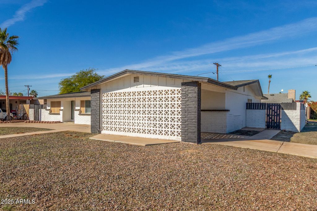 Photo of 1298 E Barcelona Avenue, Casa Grande, AZ 85122 (MLS # 6962464)