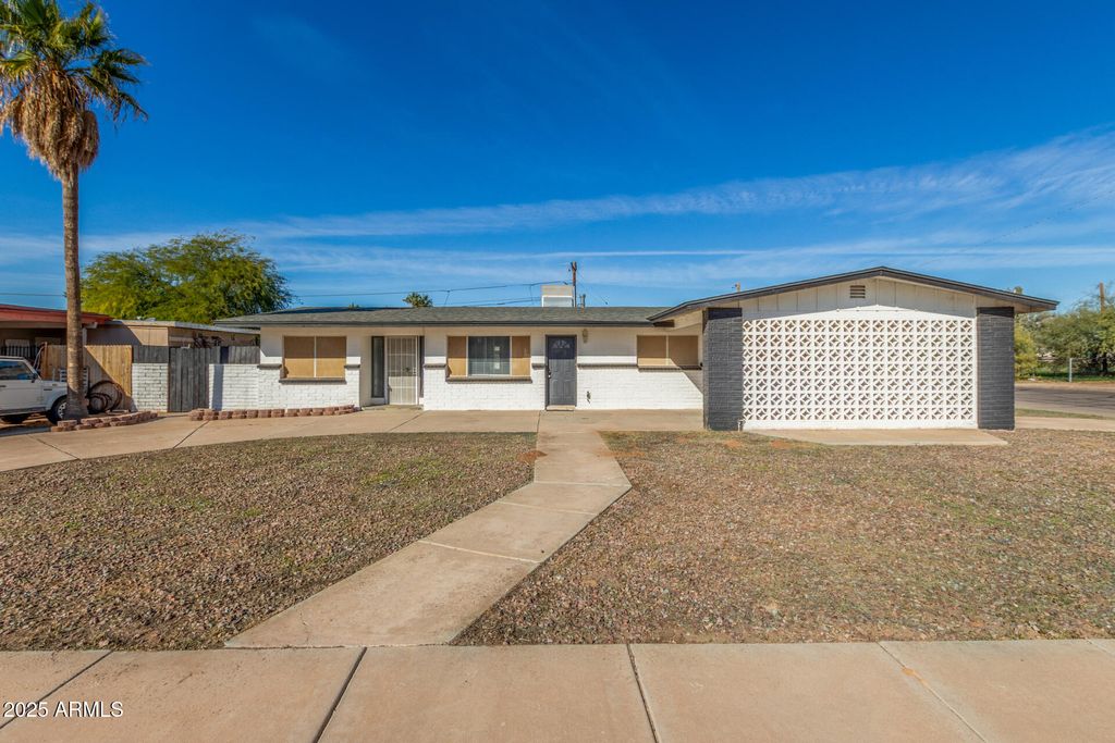 Photo of 1298 E Barcelona Avenue, Casa Grande, AZ 85122 (MLS # 6962464)