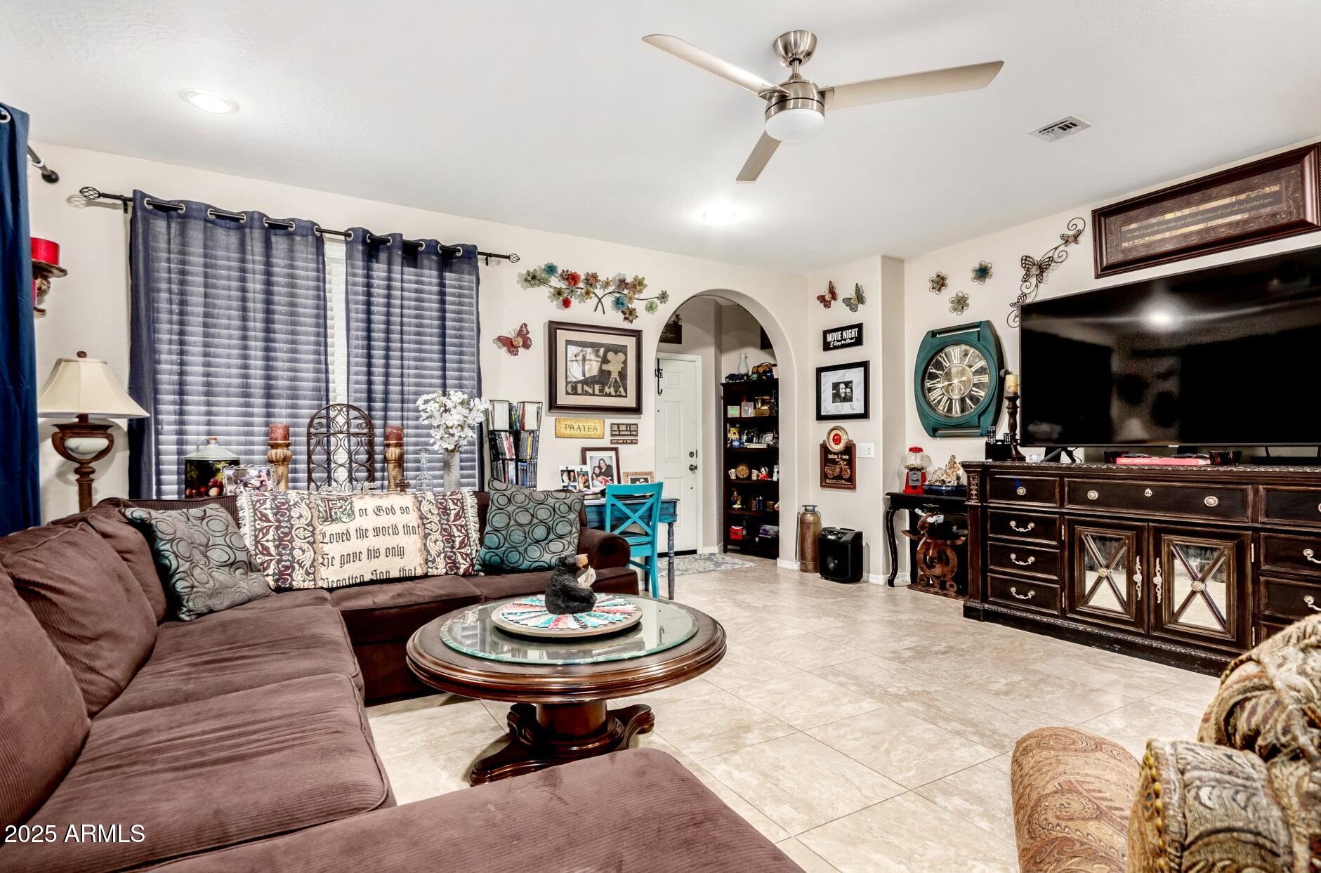 2944 N BRIGHTON --