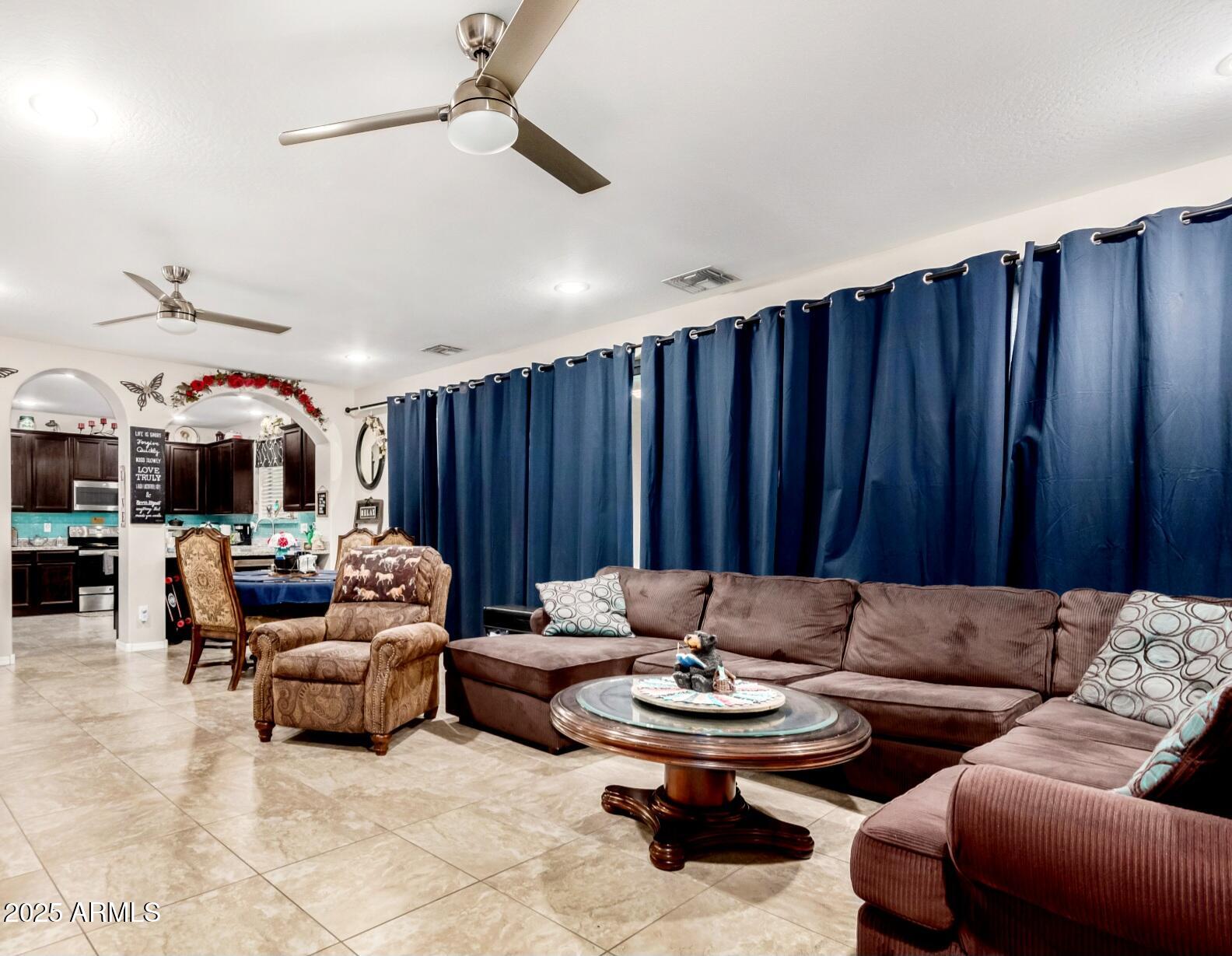 2944 N BRIGHTON --