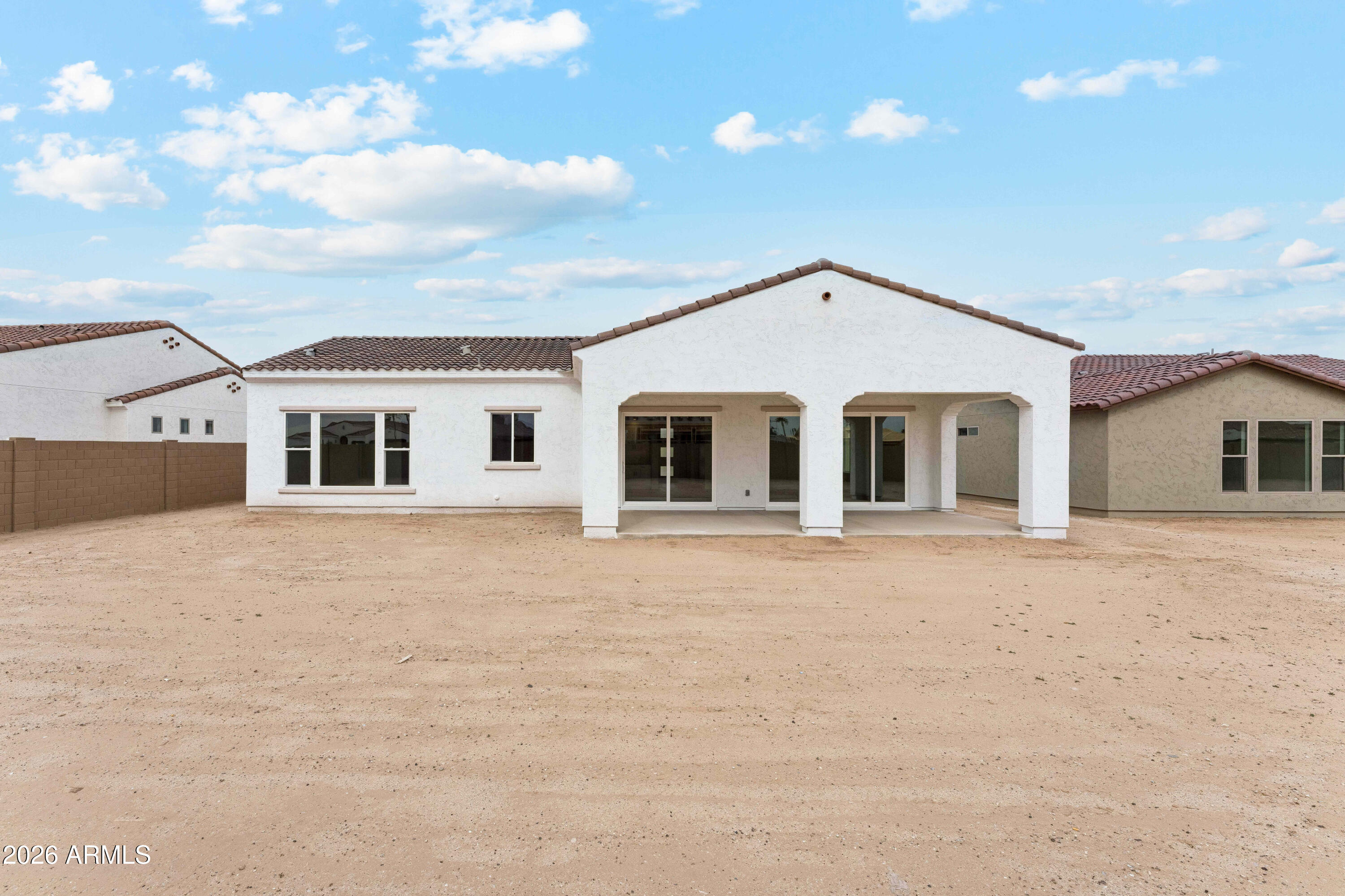 16679 W WHITTON Avenue