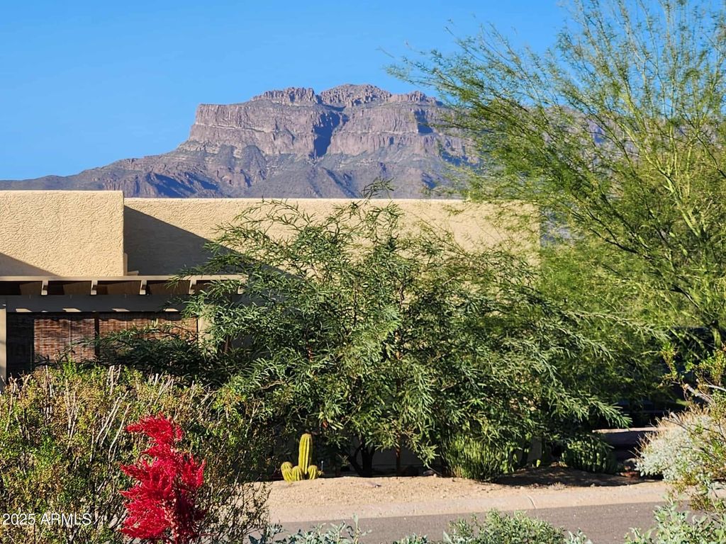 Photo of 9107 E Avenida Las Noches, Gold Canyon, AZ 85118 (MLS # 6944881)
