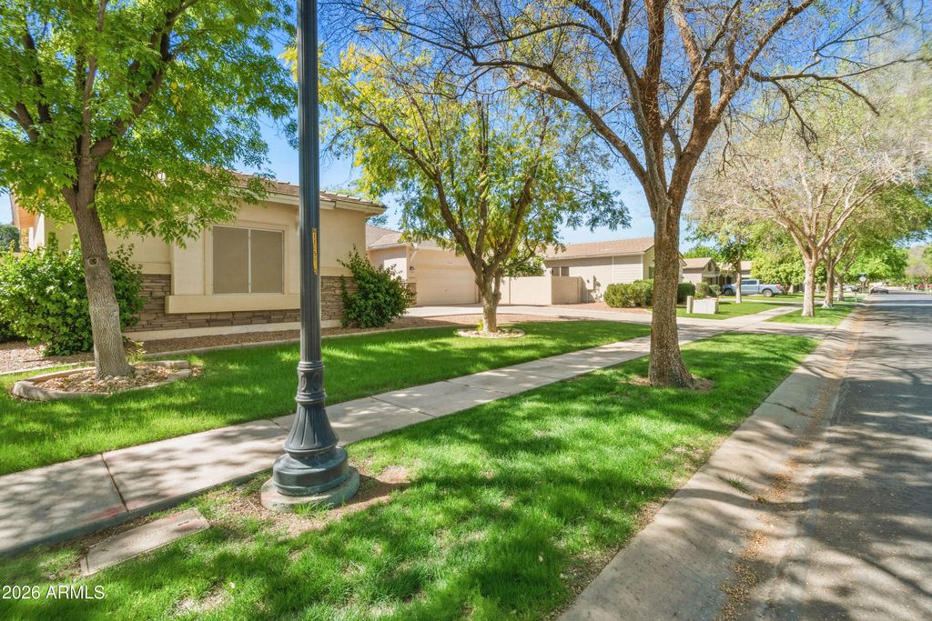 Photo of 2935 E Lexington Avenue, Gilbert, AZ 85234 (MLS # 7001257)