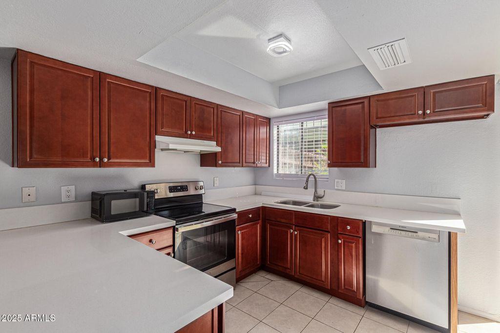 Photo of 548 S Wilson Street #104, Tempe, AZ 85281 (MLS # 6931295)
