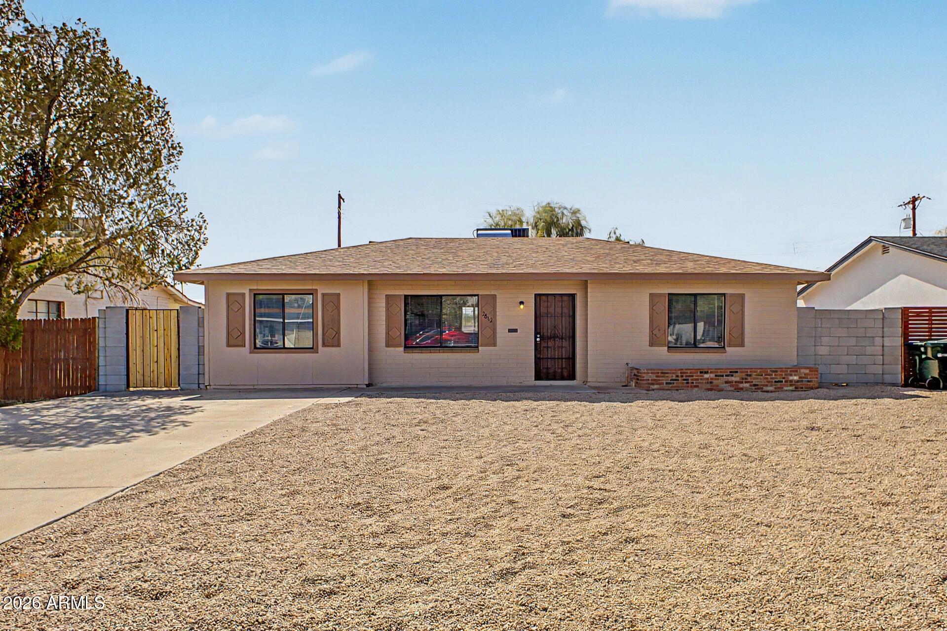 2812 N 32ND Place