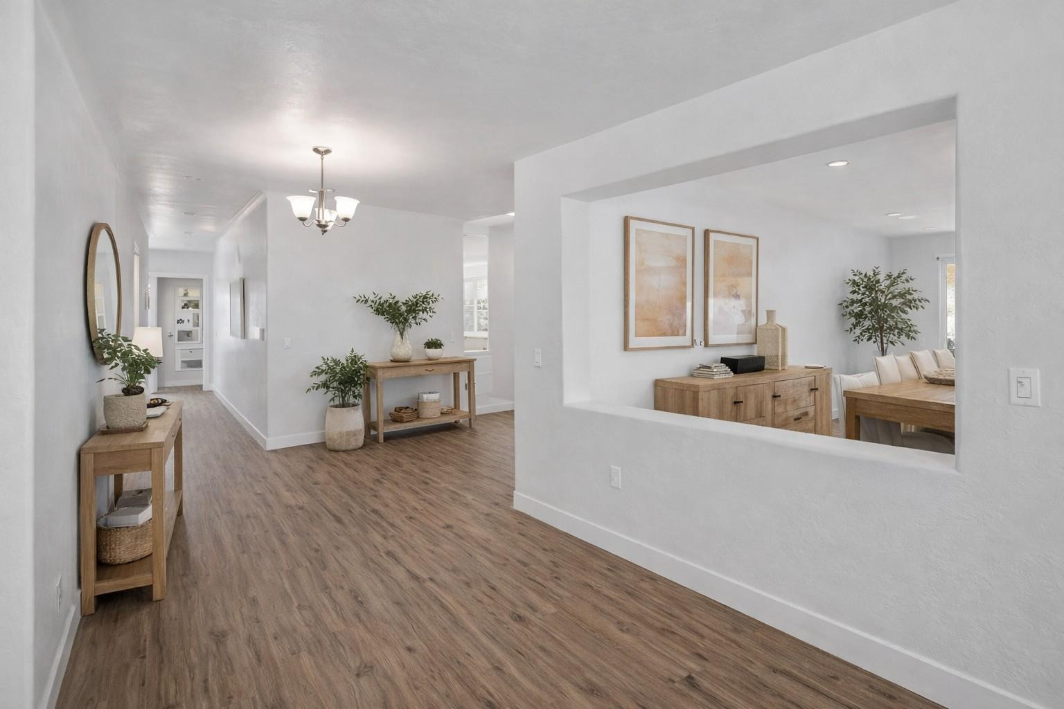 1365 E Betsy Lane