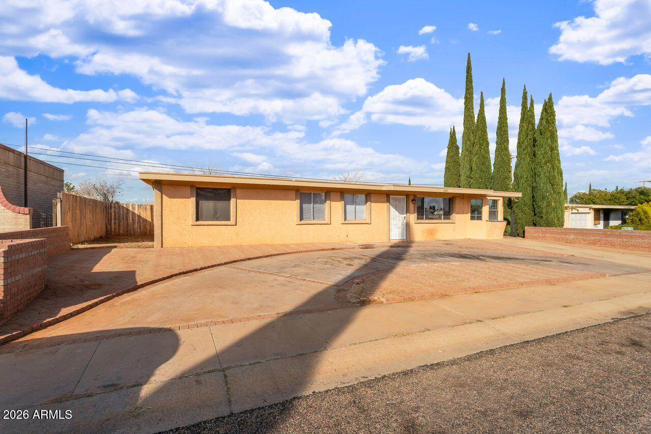 2287 Santa Catalina Drive