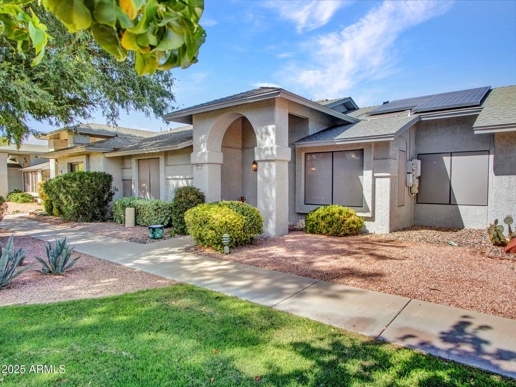 Photo of 20258 N Broken Arrow Drive, Sun City West, AZ 85375 (MLS # 6918092)