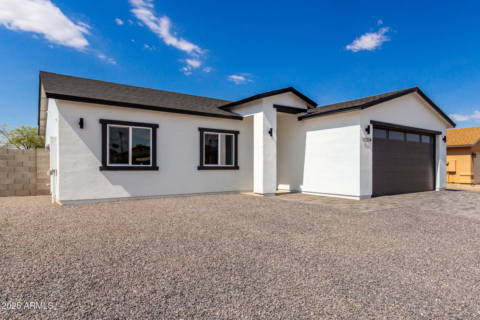 10374 W ARIVACA Drive