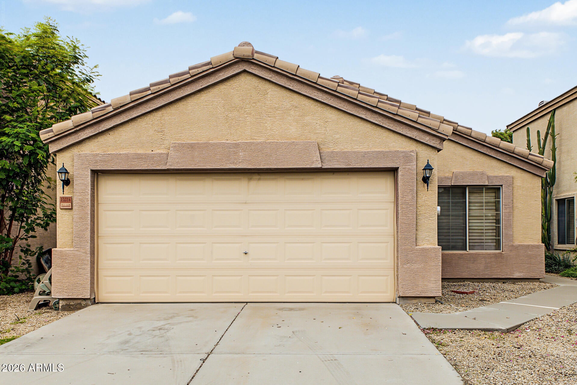 11016 E ABILENE Avenue