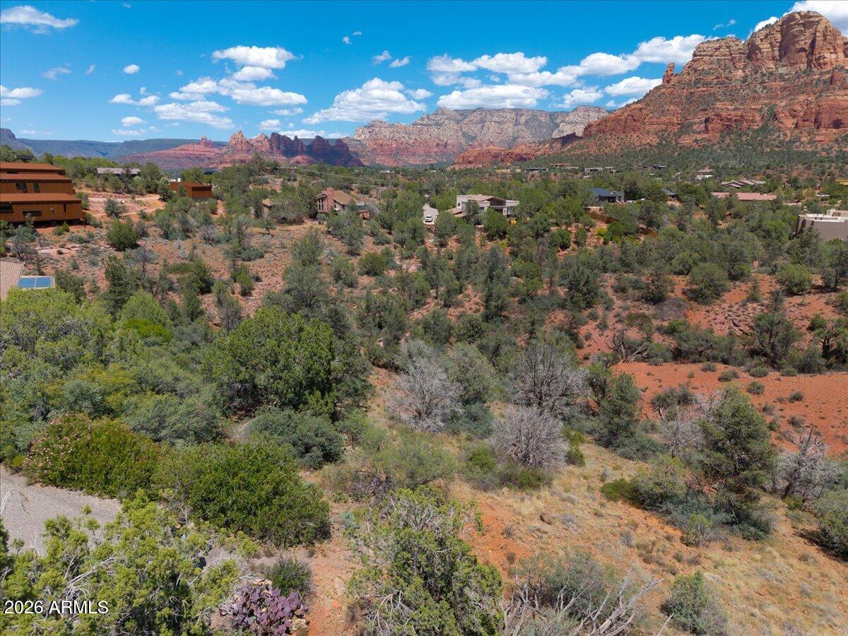 310 CATHEDRAL ROCK Trail 7