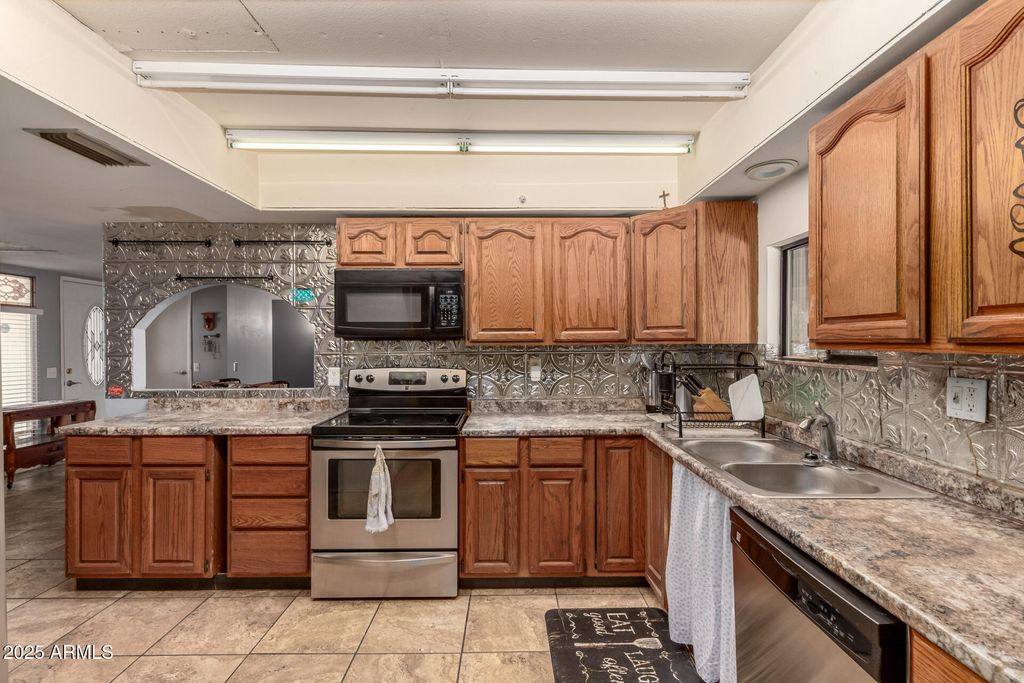 Photo of 13043 W Whispering Oaks Drive, Sun City West, AZ 85375 (MLS # 6933014)