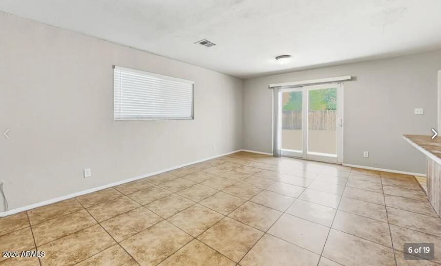 3520 W LAWRENCE Road