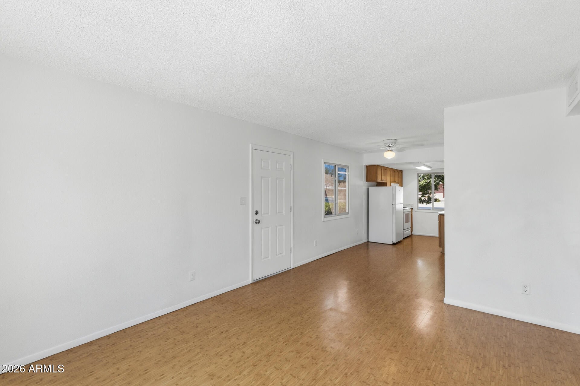 5320 W SHEENA Drive