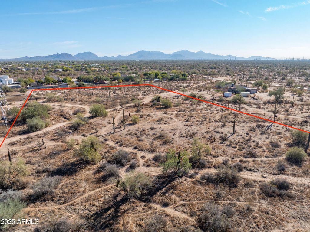 Photo of Xxxxx N 57th Street #-, Scottsdale, AZ 85266 (MLS # 6802435)