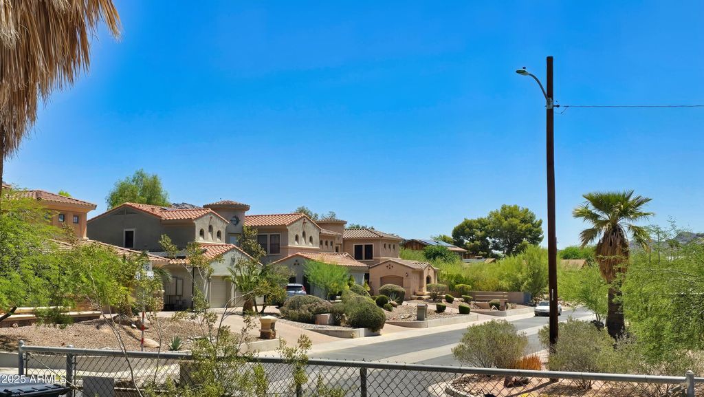 Photo of 8220 N 14th Street #1, Phoenix, AZ 85020 (MLS # 6893932)