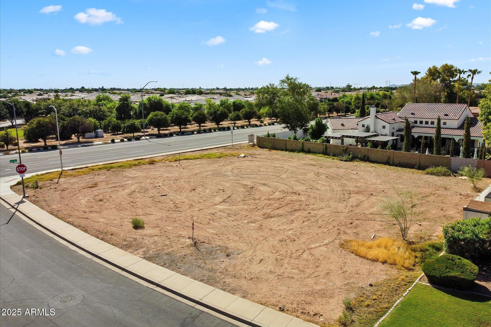 1102 N VAL VISTA Drive 37