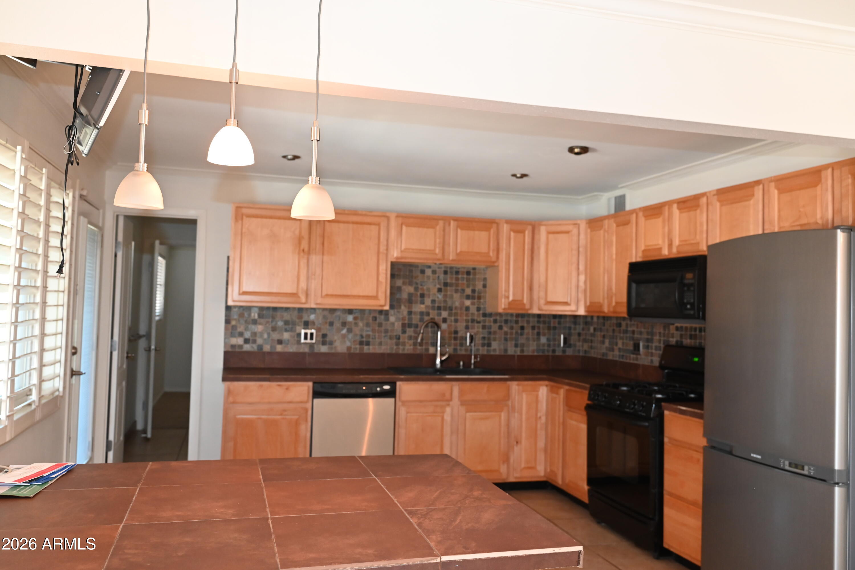 3626 N 80th Place