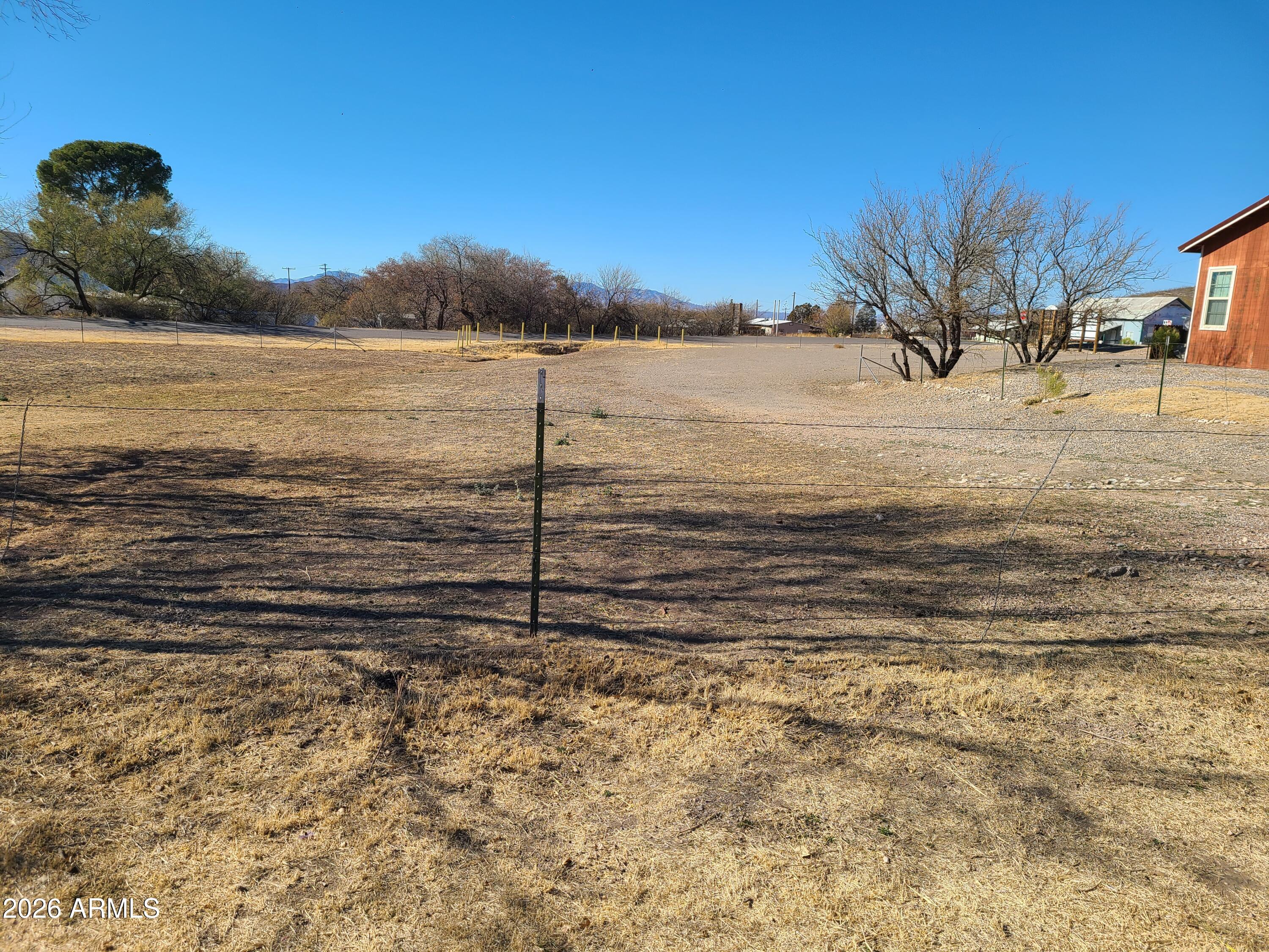 2 S SUMNER Street 26,28