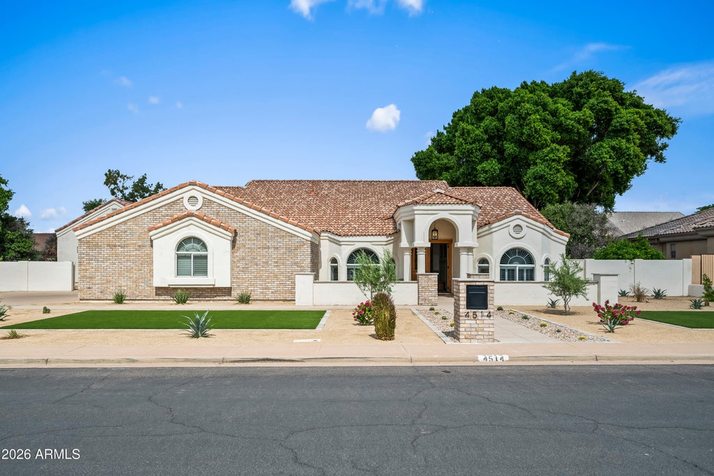 Photo of 4514 E Elmwood Street, Mesa, AZ 85205 (MLS # 7088814)