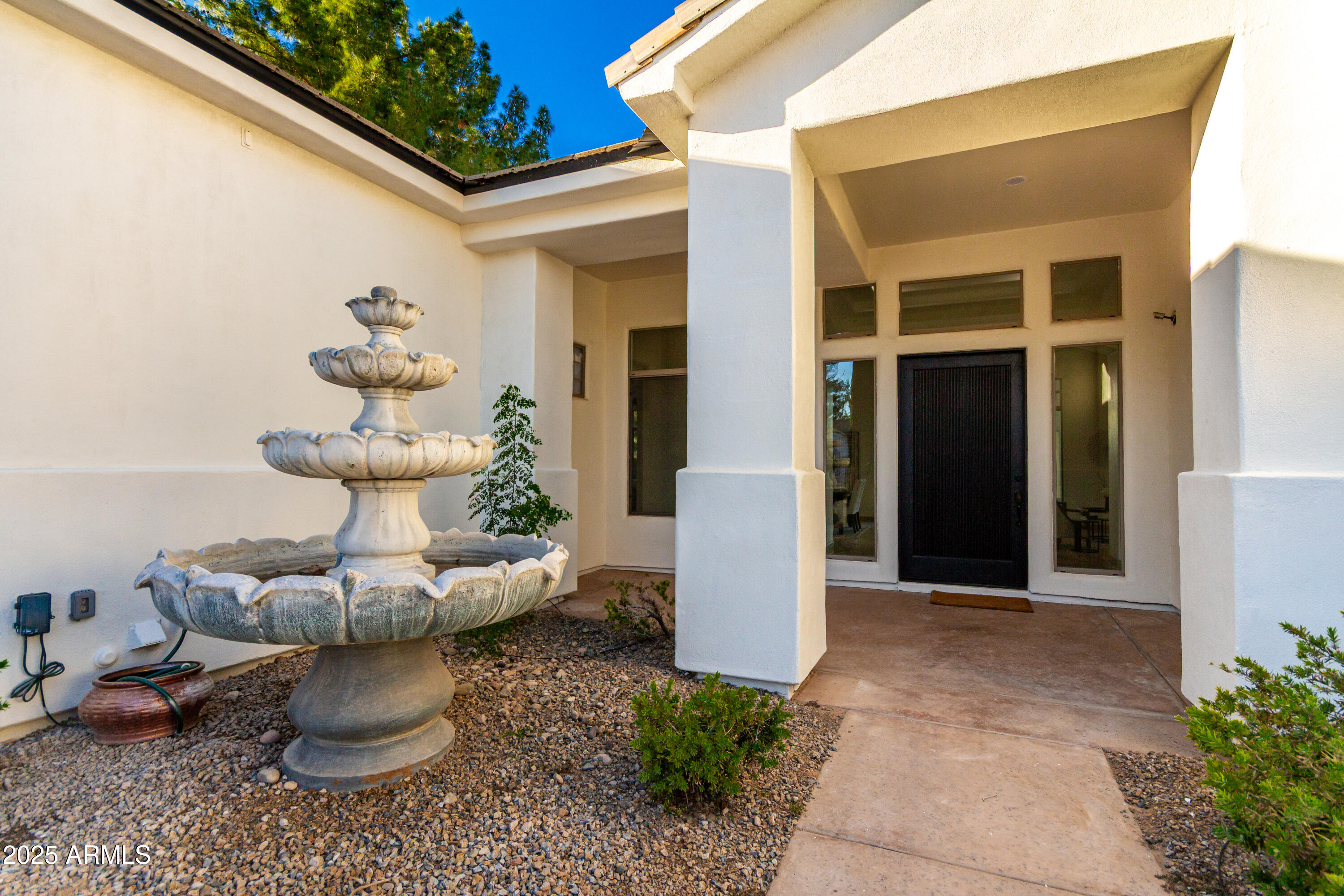 2060 E PRESCOTT Place