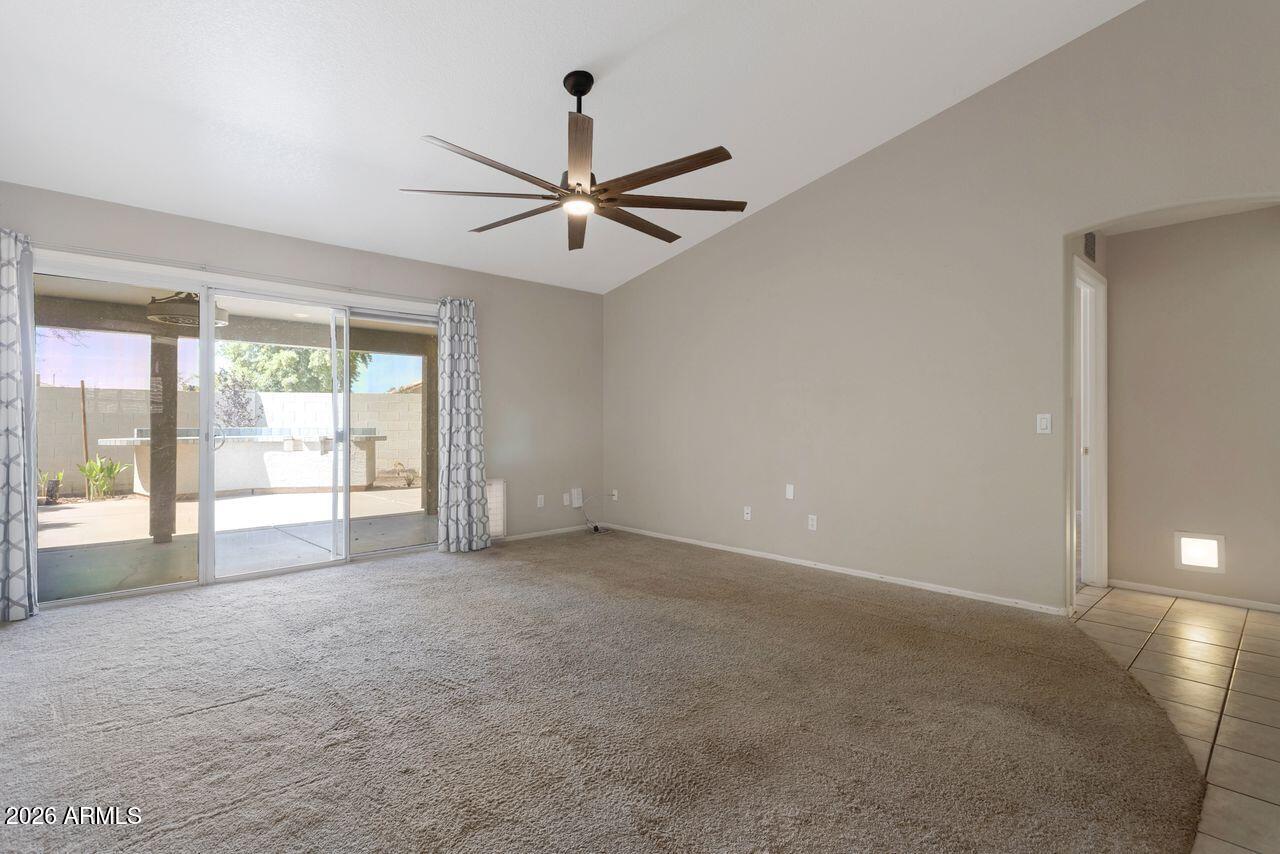 10773 W TONOPAH Drive