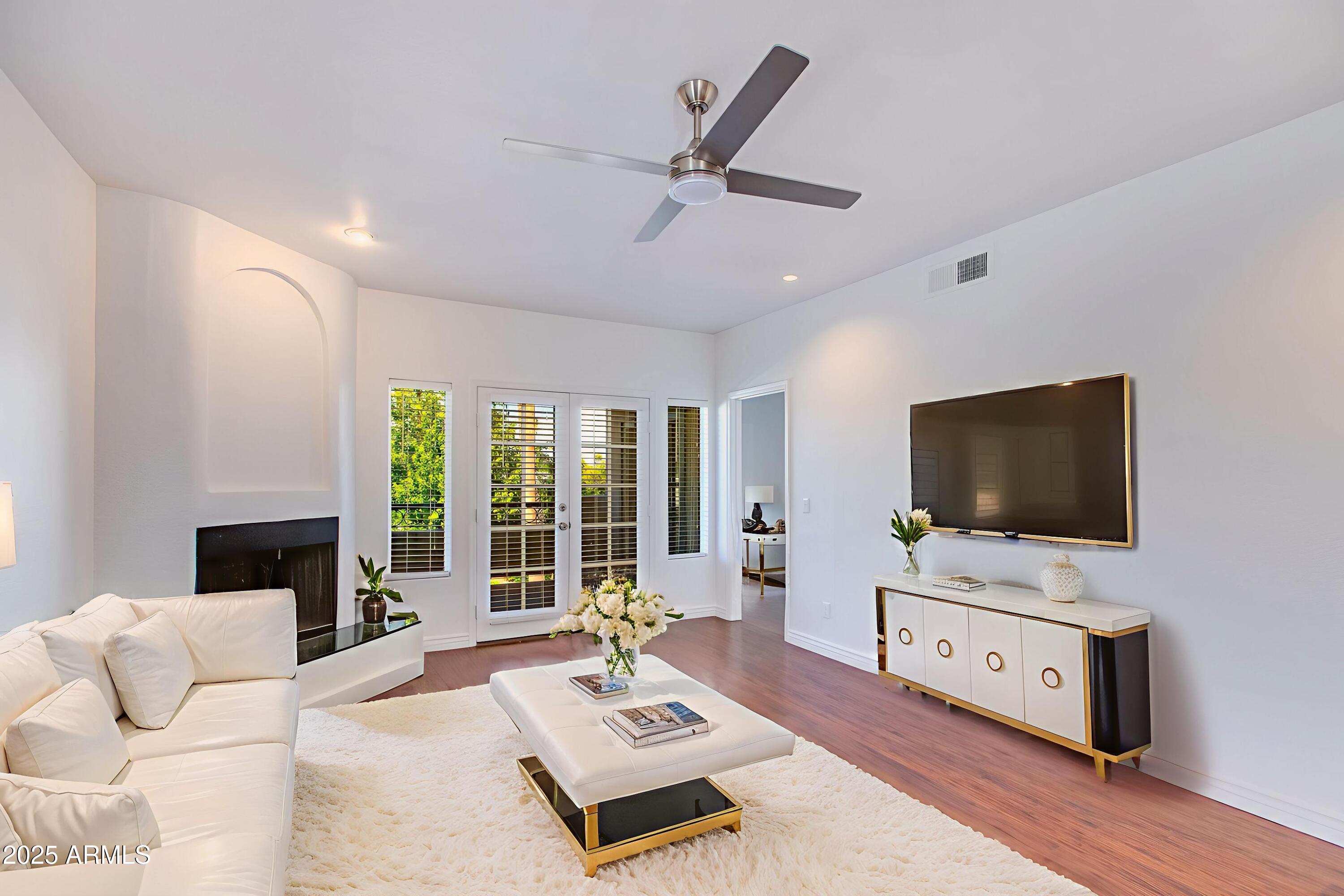 3640 N 38TH Street 205