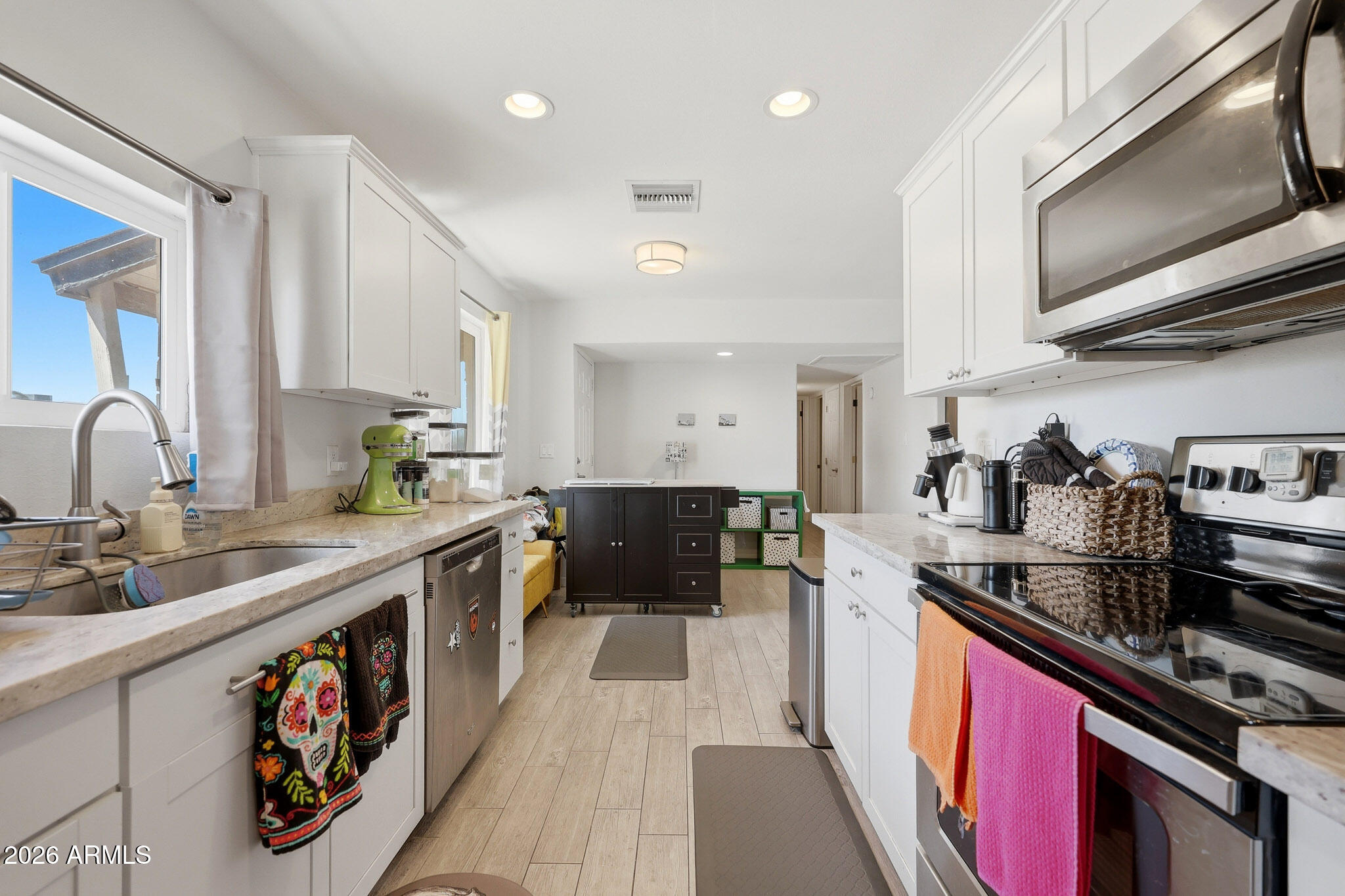 465 N STANDAGE Street