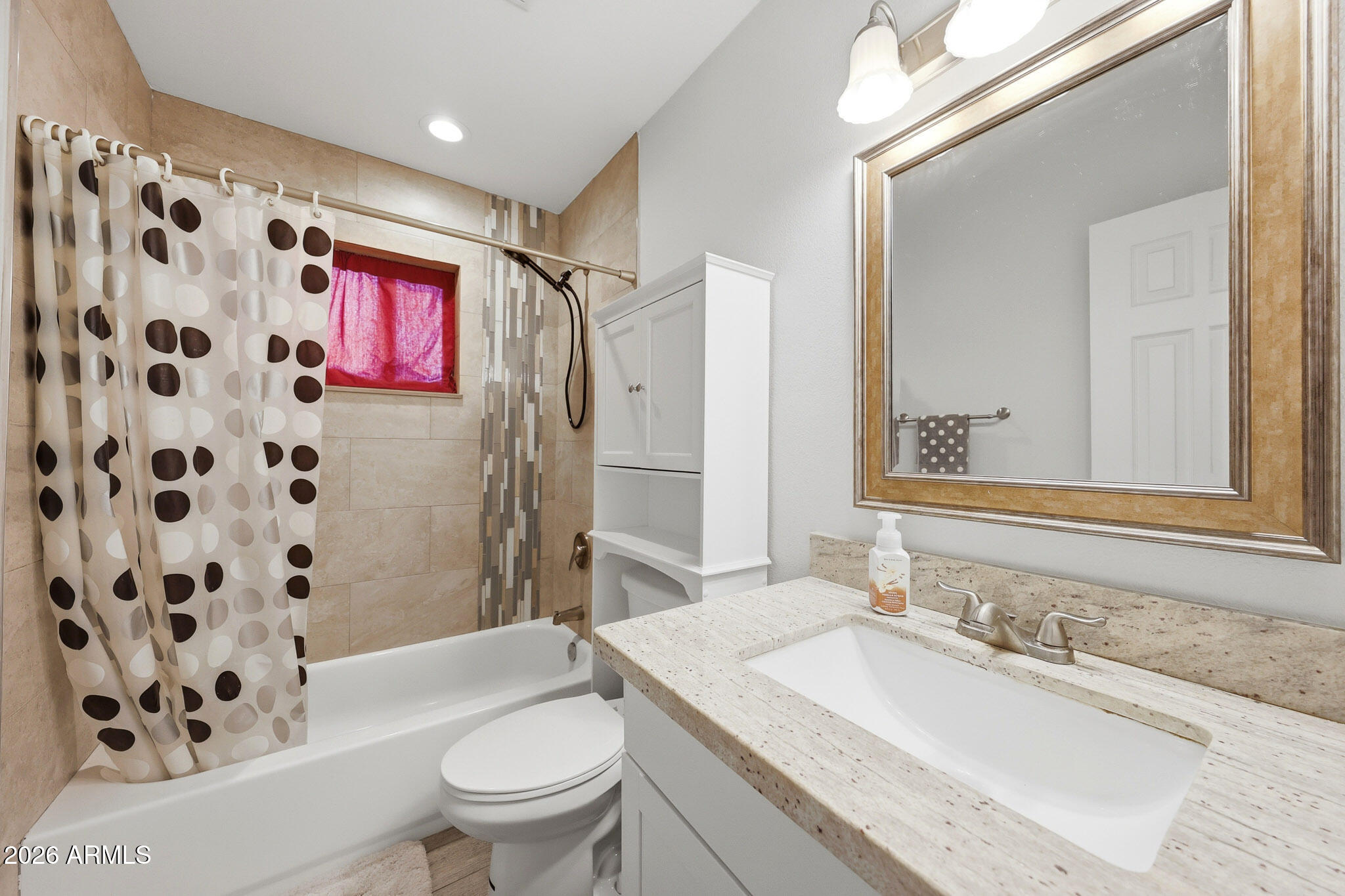 GARDEN GROVE - Residential