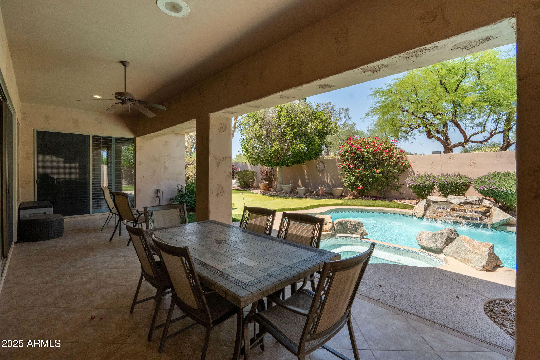 8036 E MERCER Lane
