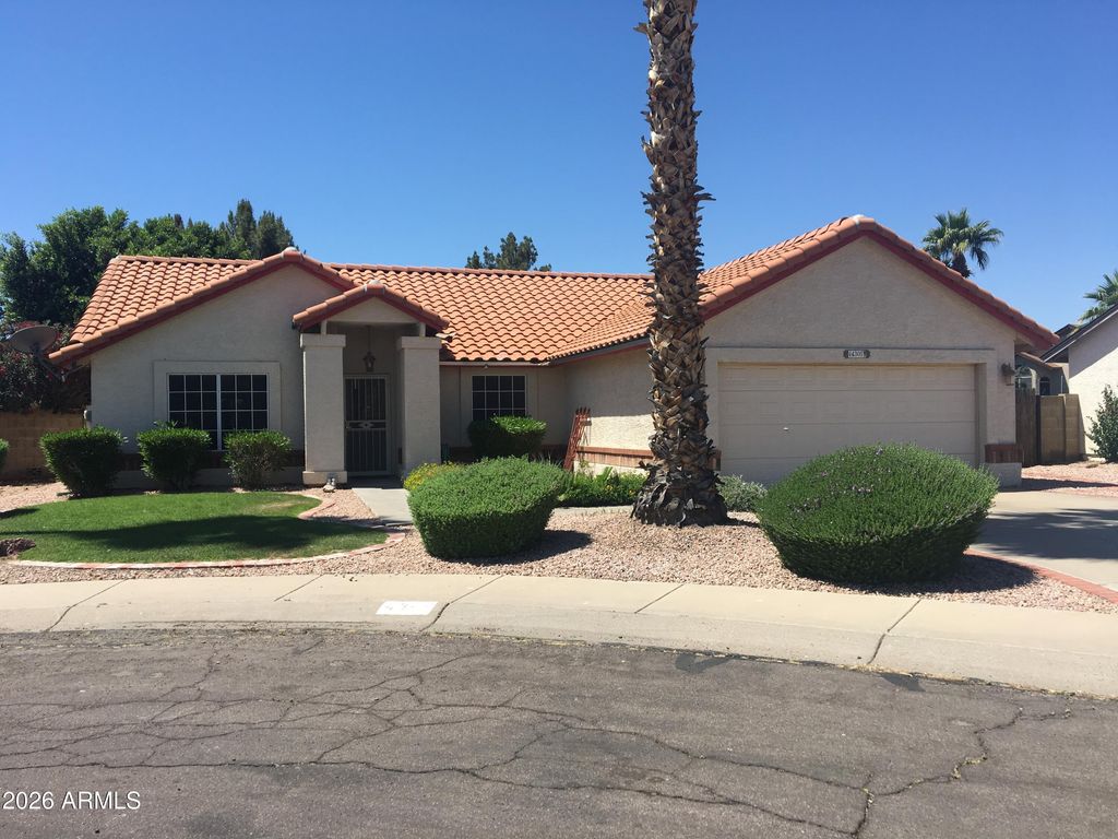 Photo of 4305 E Briarwood Terrace, Phoenix, AZ 85048 (MLS # 7032582)