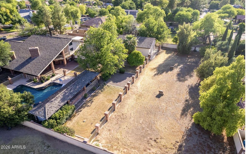 Photo of 1020 E Caroline Lane, Tempe, AZ 85284 (MLS # 6972727)