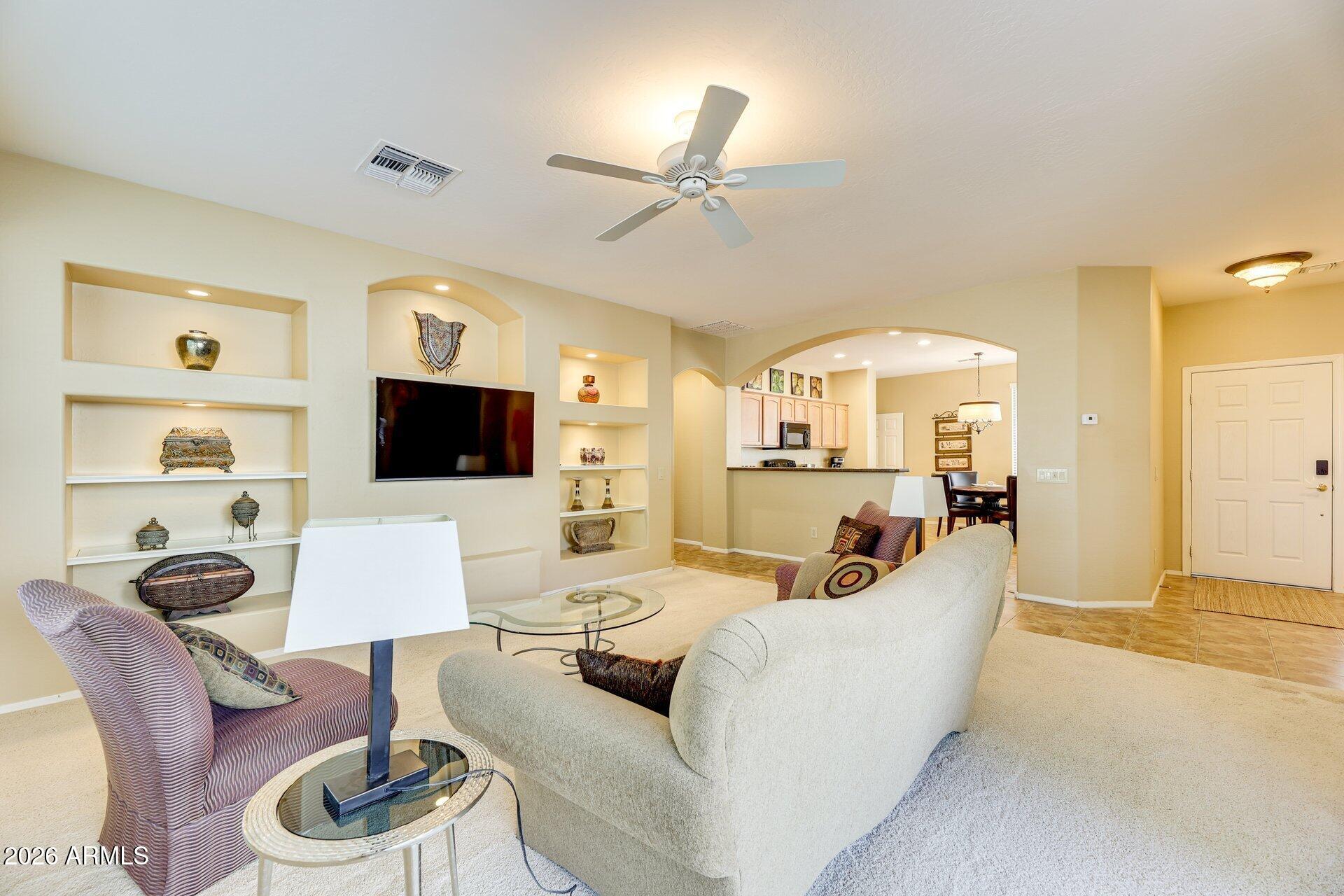 9746 E Coopers Hawk Drive