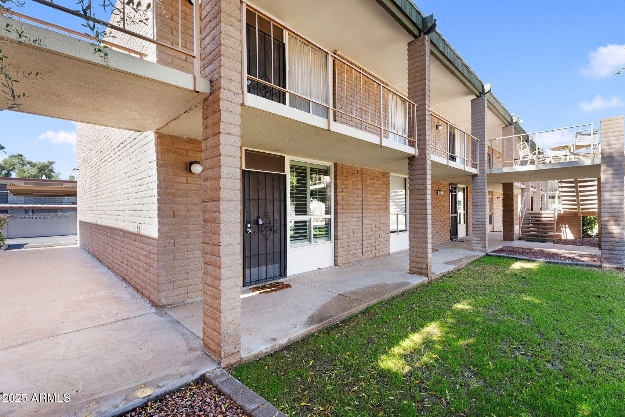 3737 E TURNEY Avenue 120