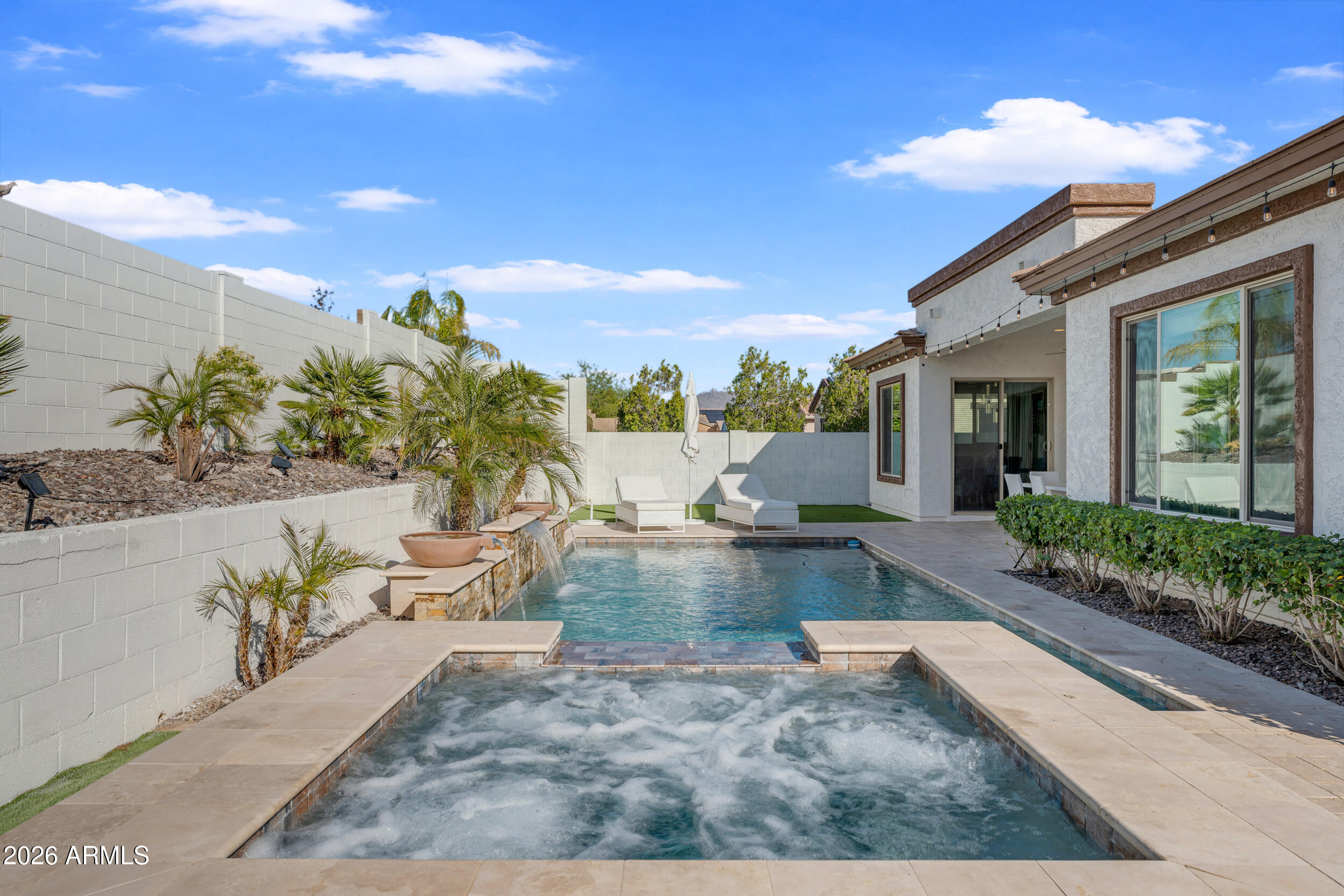 18378 W GOLDENROD Street