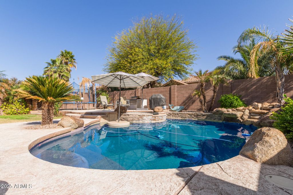 Photo of 502 E Kona Drive, Casa Grande, AZ 85122 (MLS # 6968100)