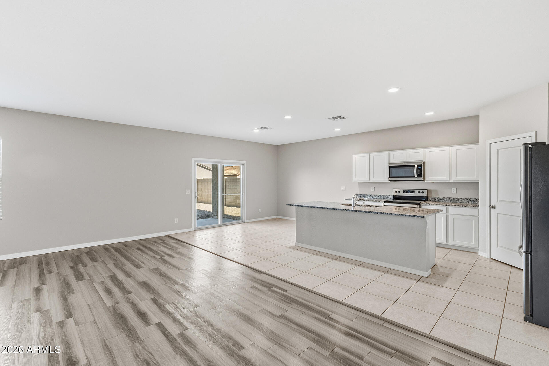 35226 W SANTA CLARA Avenue