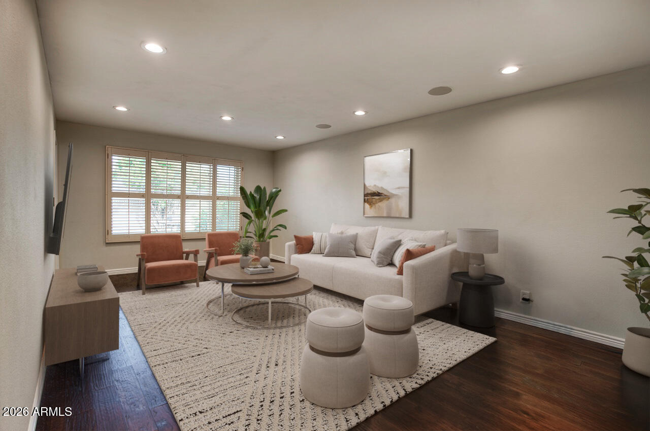 3106 E CORTEZ Street