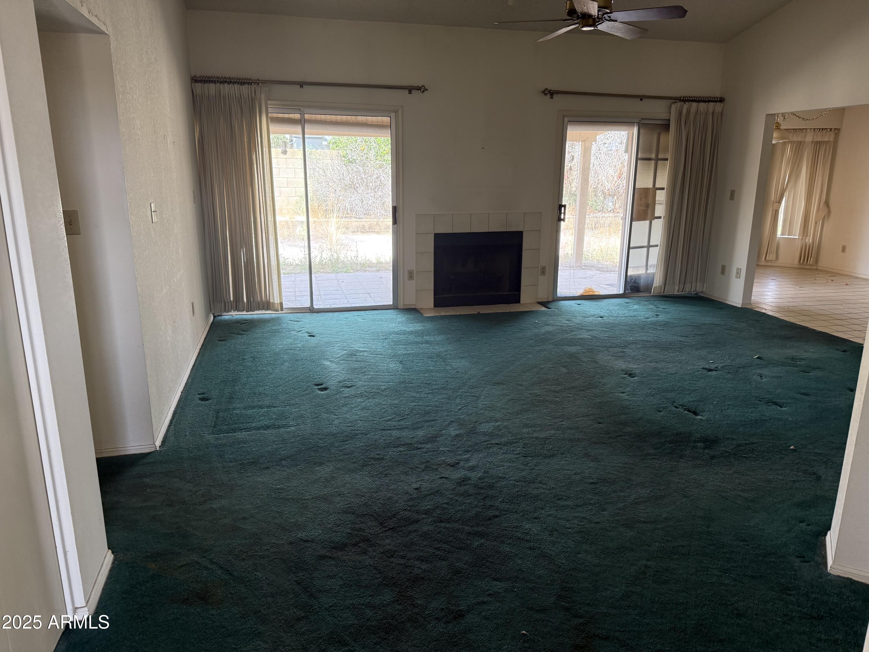 6320 W DEL MAR Lane