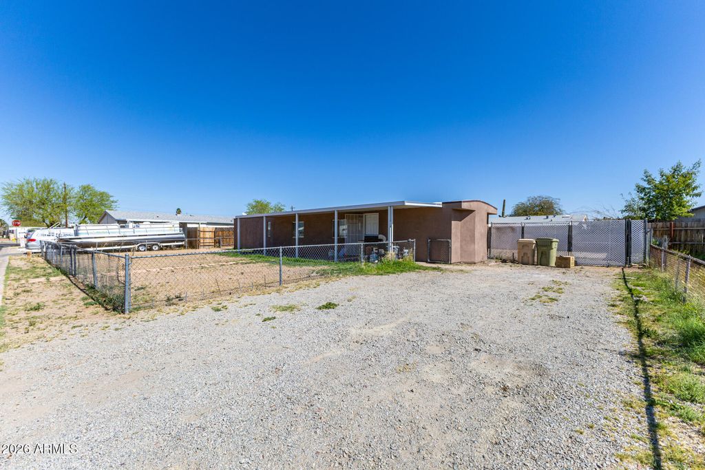 Photo of 16029 N 70th Avenue, Peoria, AZ 85382 (MLS # 6994558)