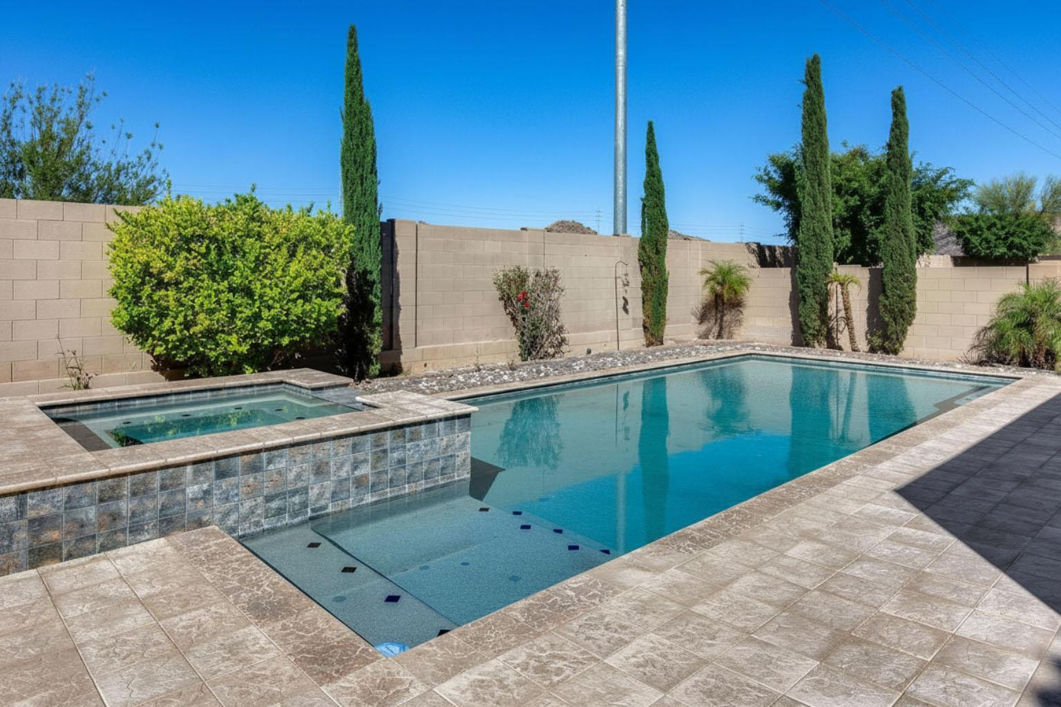5826 W Plum Road