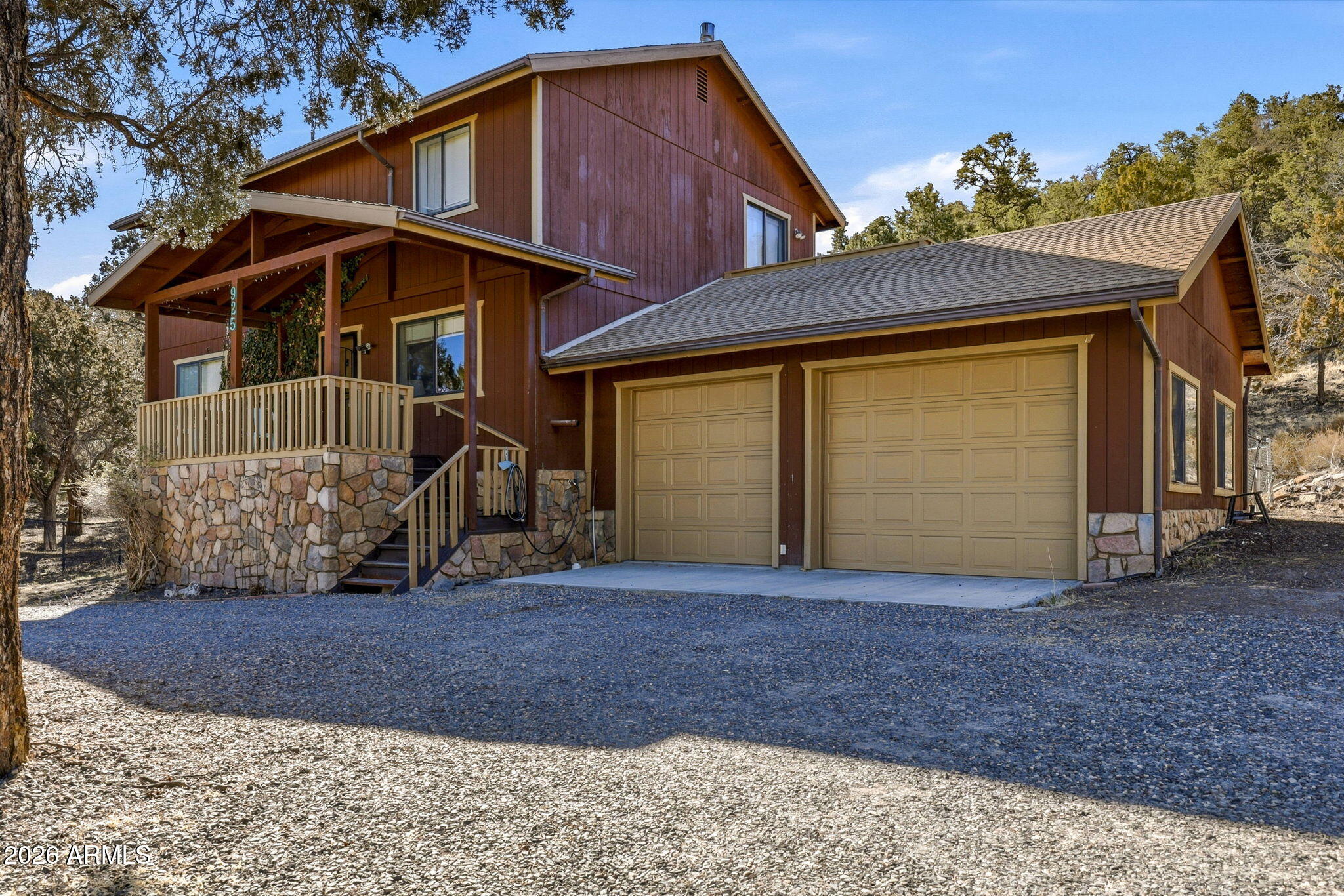 925 W Double Bar Lane