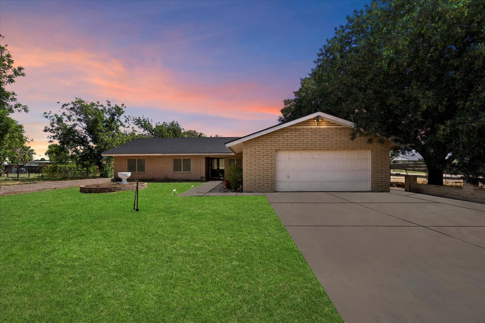 23265 S Via Del Arroyo