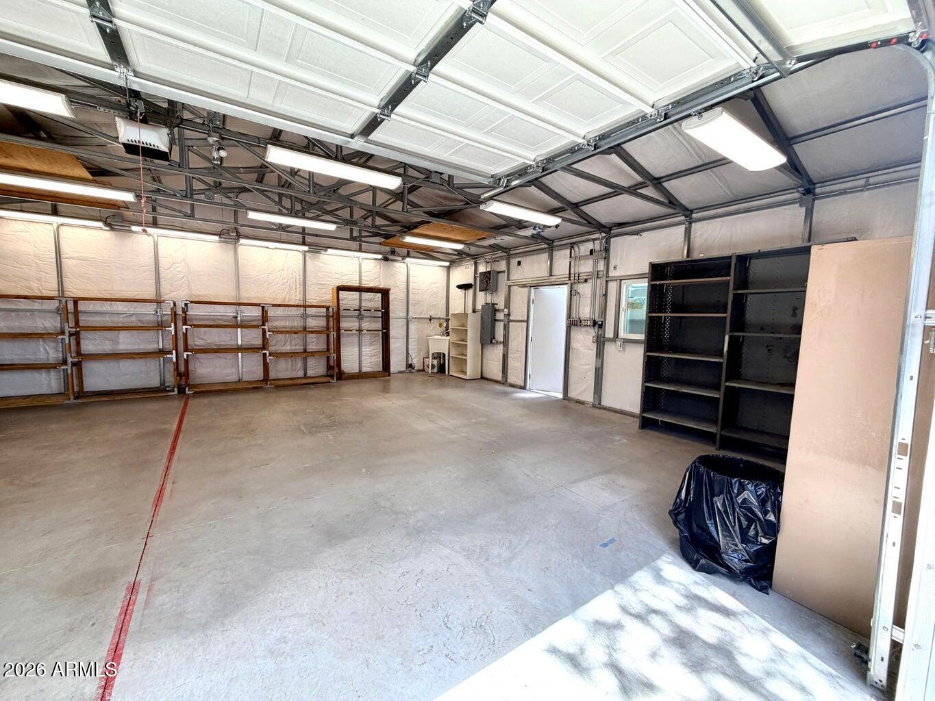 504 W JOHNSON Drive