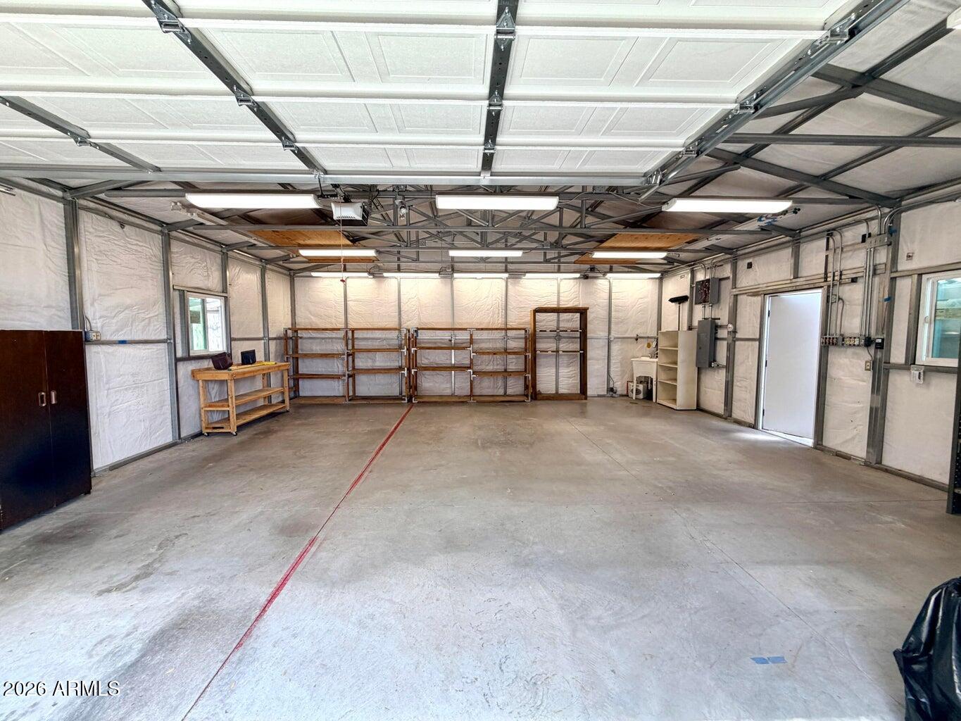 504 W JOHNSON Drive