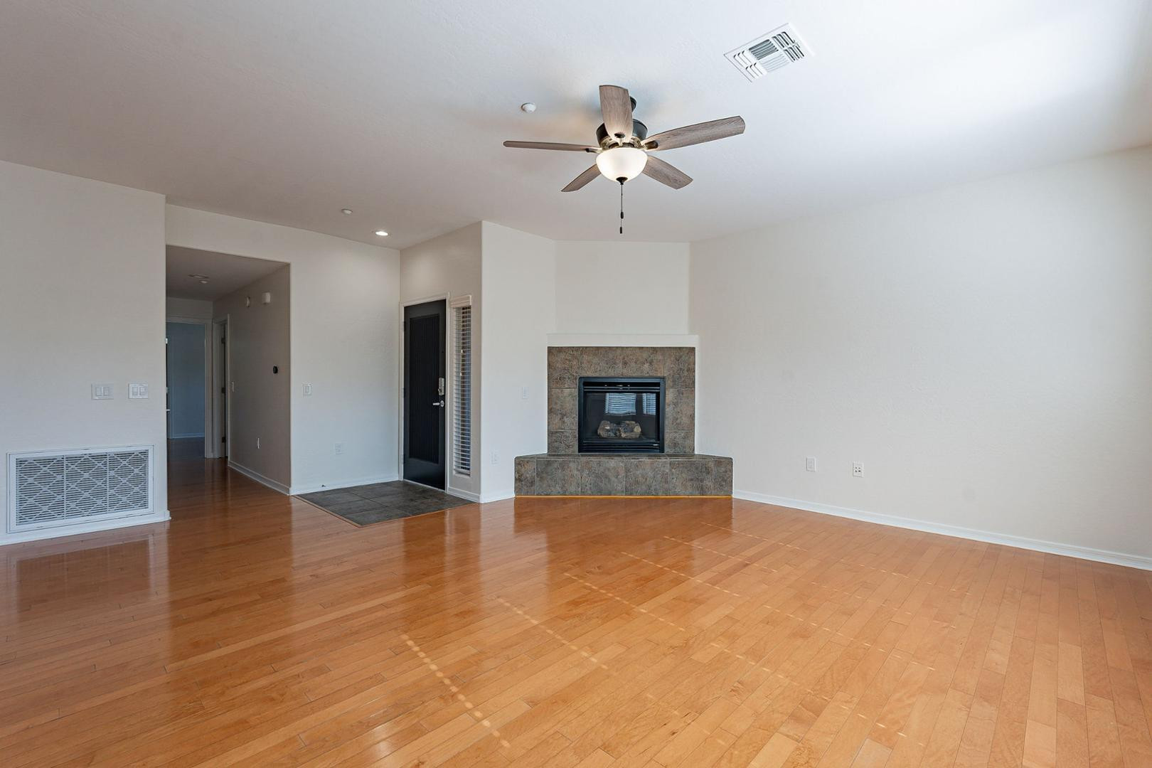33550 N Dove Lakes Drive Unit 2021